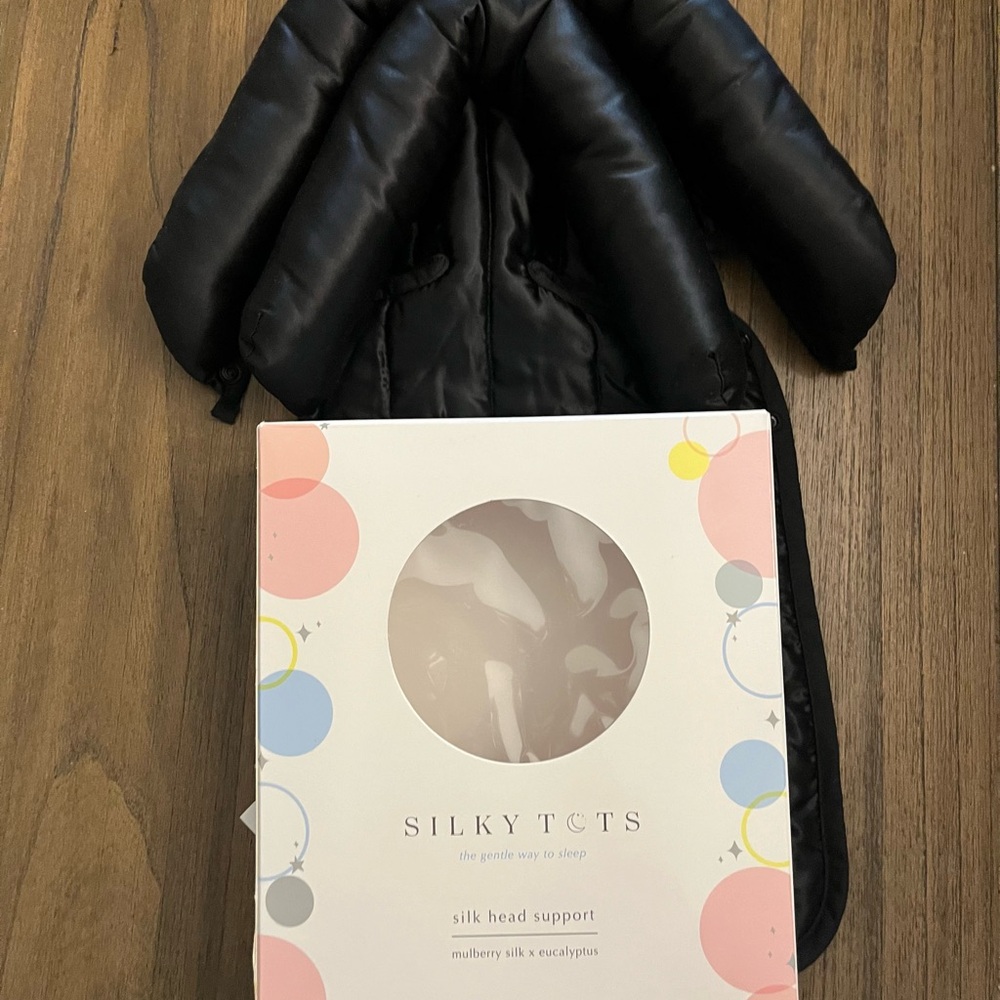 NIB Silky Tots Mulberry Silk Head Support for Car Seat/ Stroller / Swing